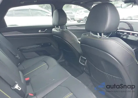 2025 Kia K5 Gt z USA, uszkodzony, nr VIN KNAG44J82S5341059